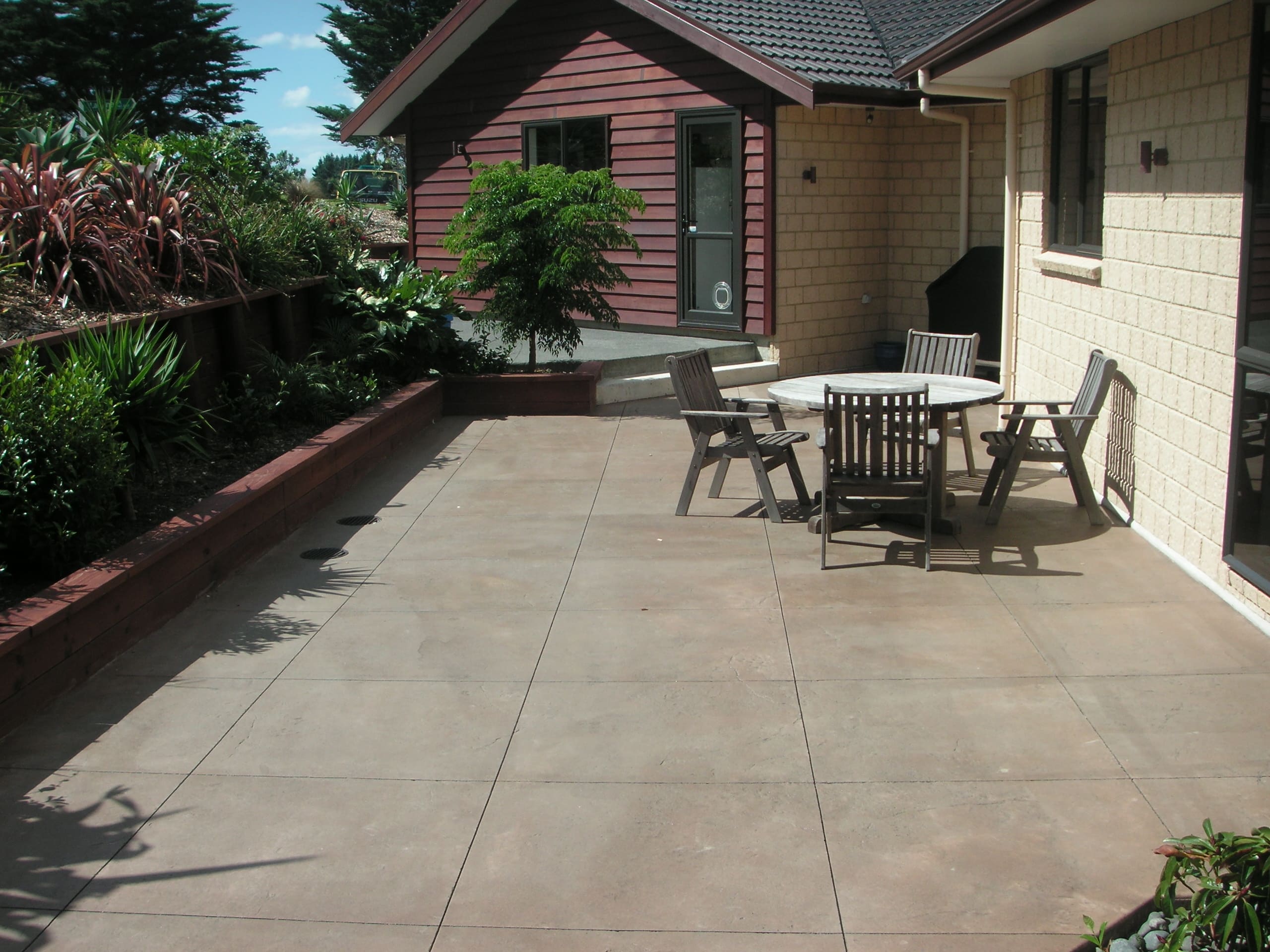 Applications for Coloured and Cut Concrete